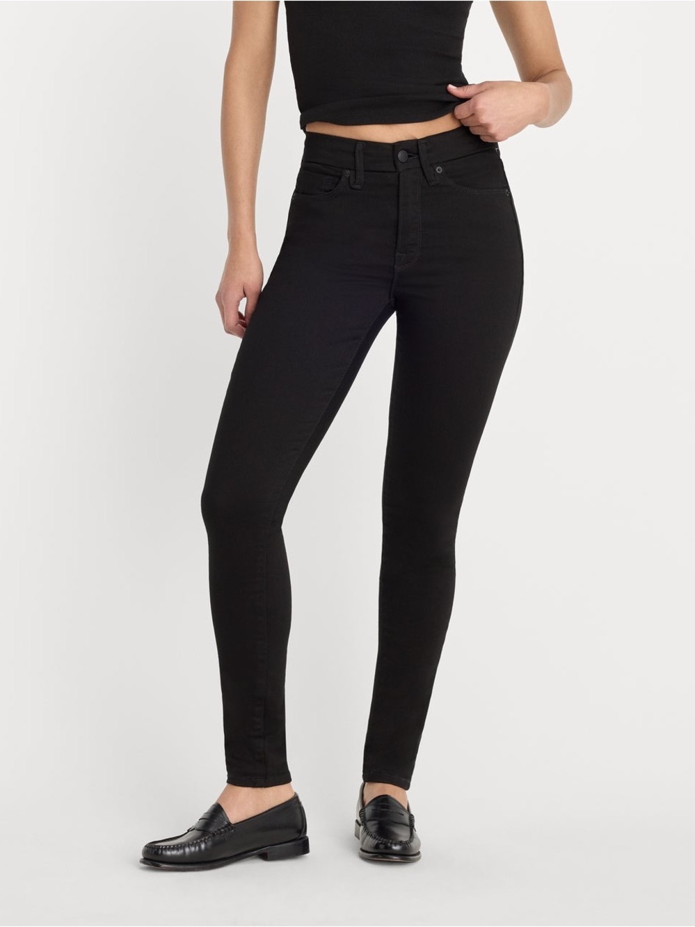 Good American Good Legs Skinny Jeans in Black